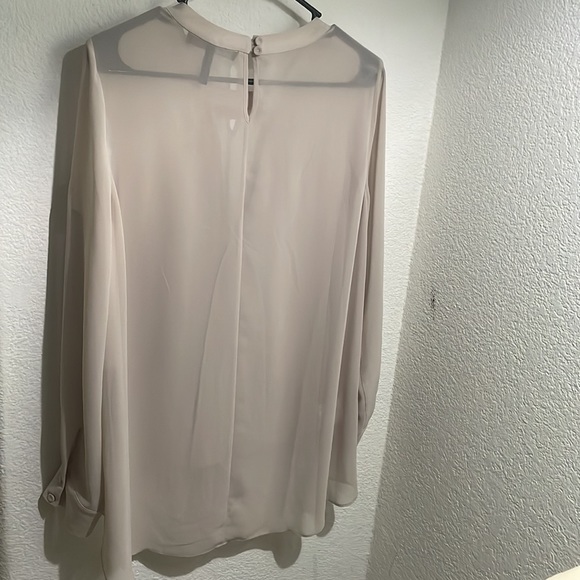 BCBGMAXAZRIA ENYA Blouse Chiffon Long Sleeve - Picture 6 of 6